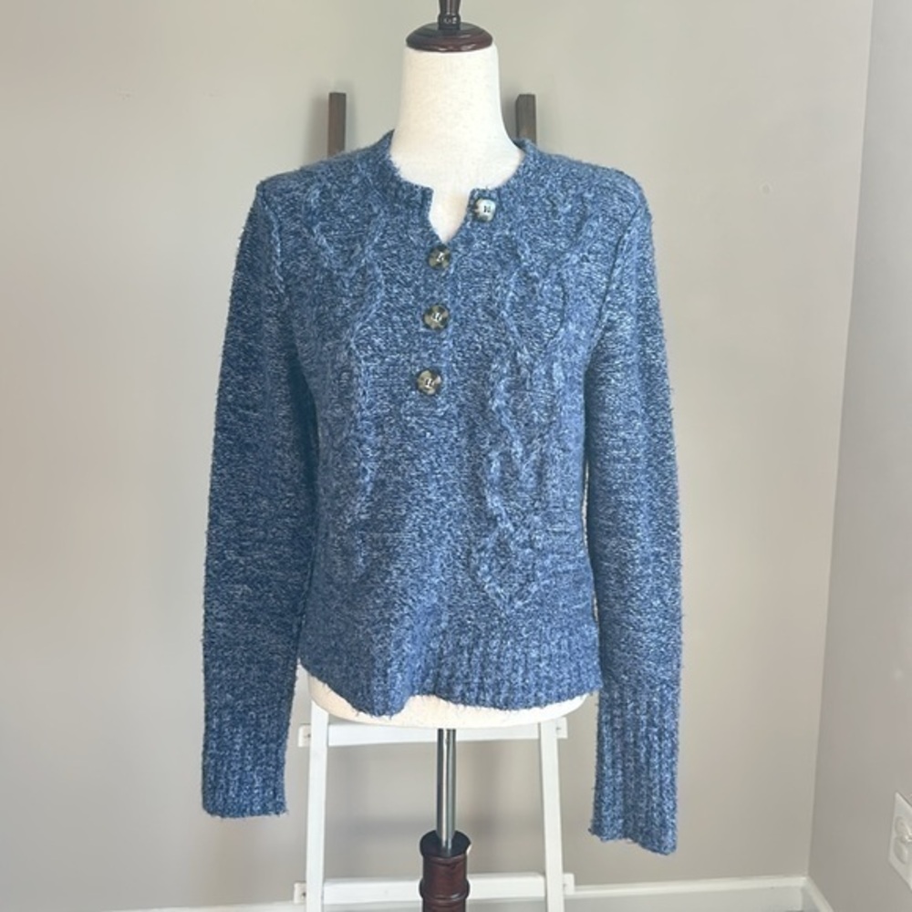 Arizona Jean Company Blue Sweater with Button Detail Juniors Size Large in GUC
